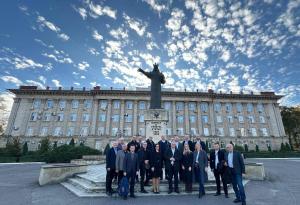 571524689 1199532578889285 8136476529529474904 n